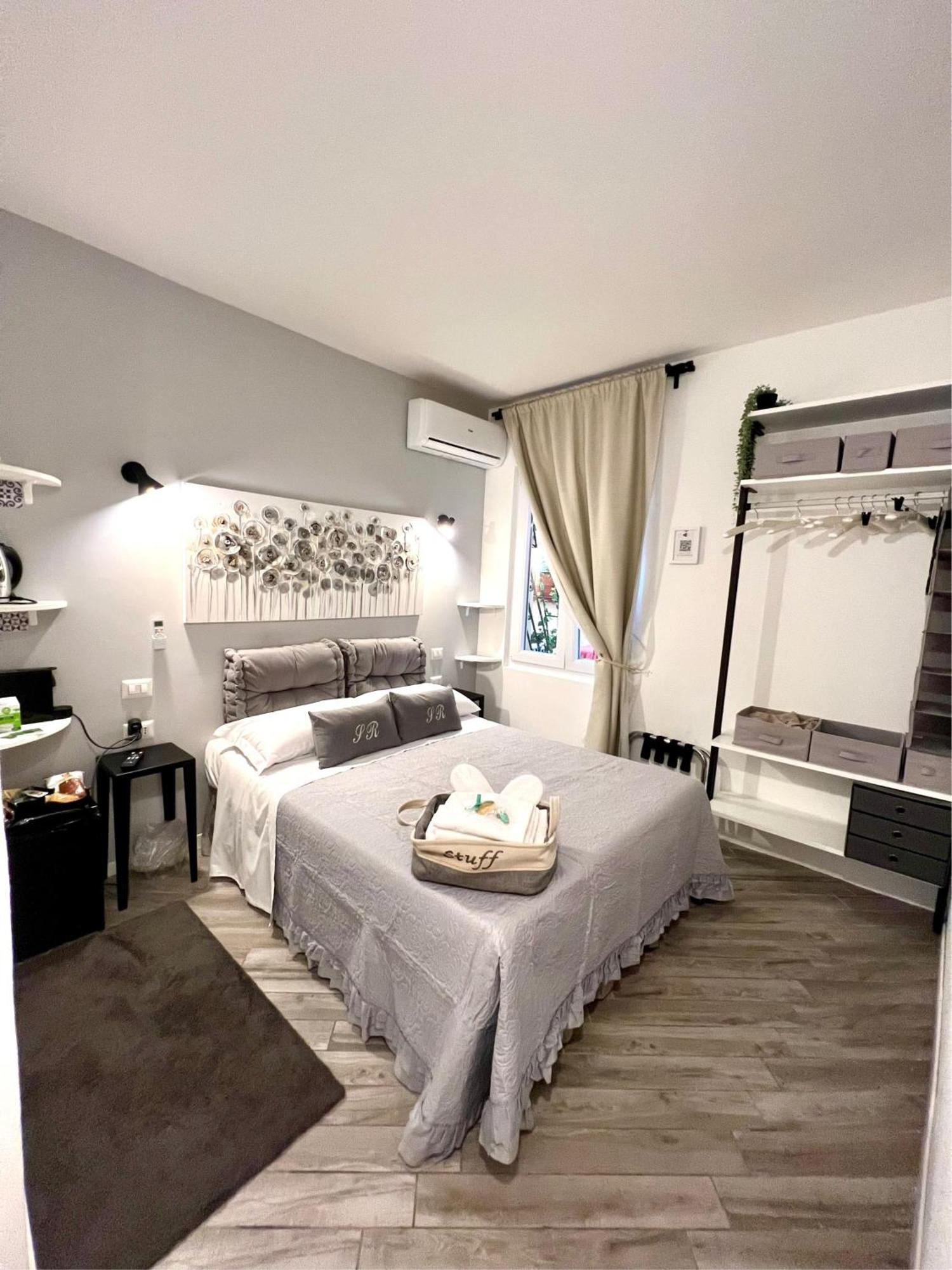 Spagna Rooms Рим Екстериор снимка